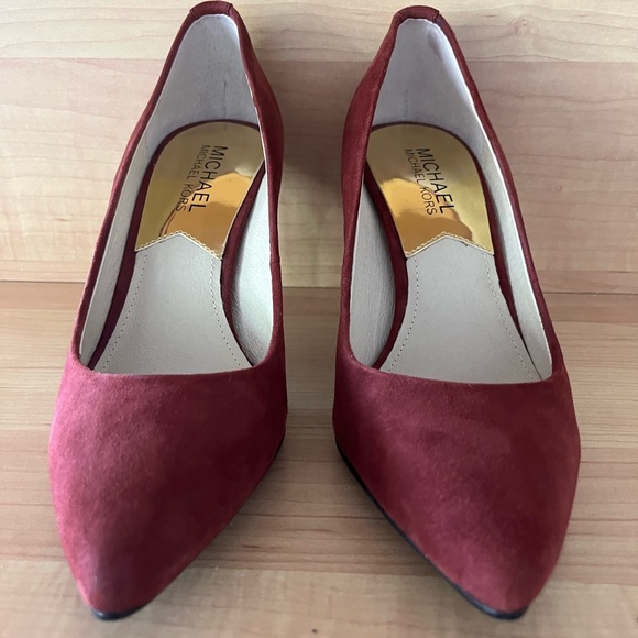 MICHAEL Michael Kors Shoes - Michael Kors Heels Burgundy Sz 5.5 M